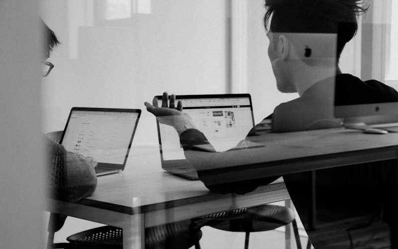 IQL Consultancy team collaborating on strategy